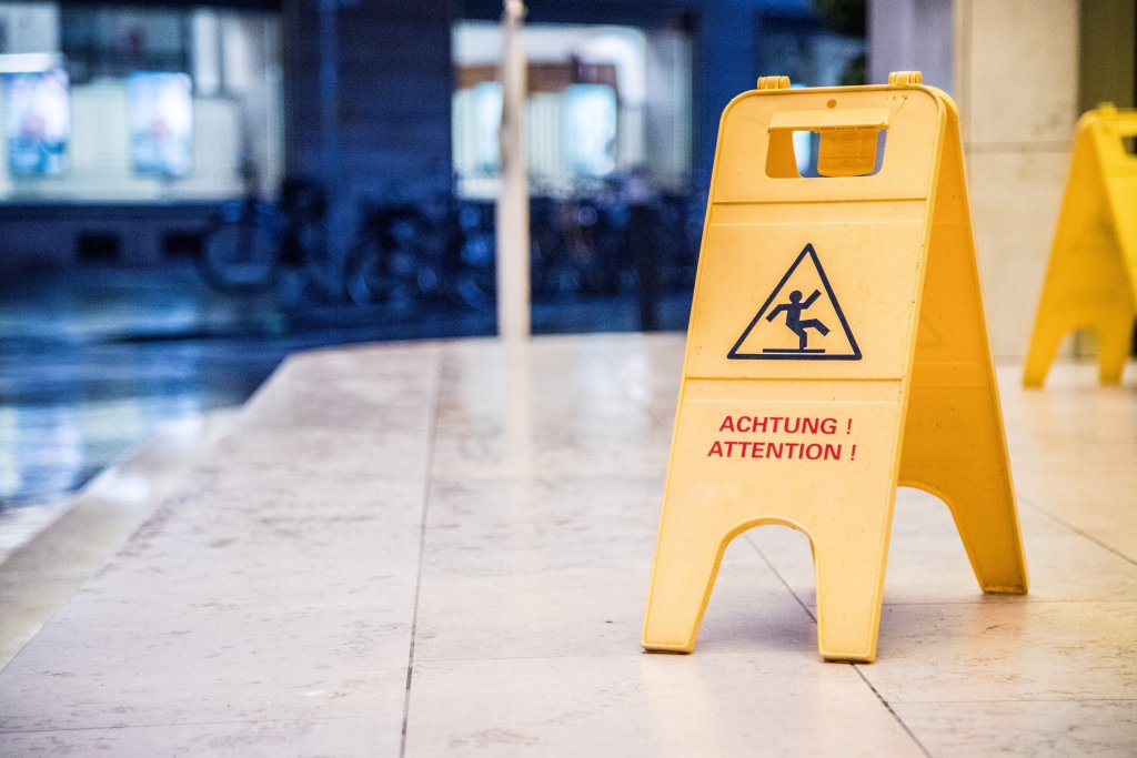 Vorsicht Rutschgefahr Aufsteller